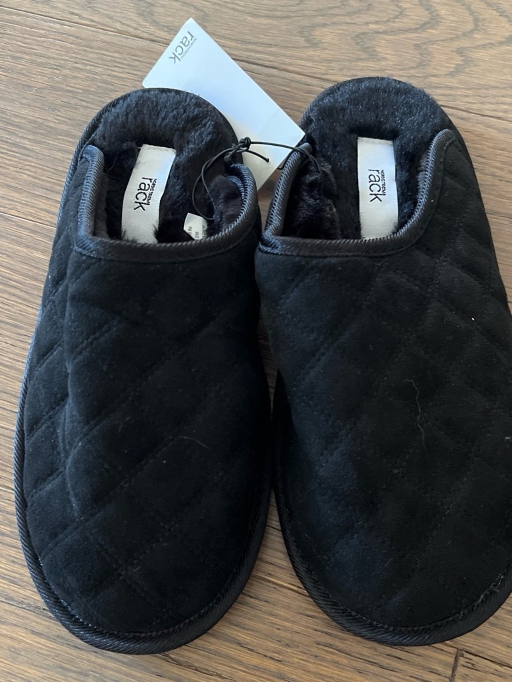 Rack Collection Black Quilted Women's Slip-On Slippers